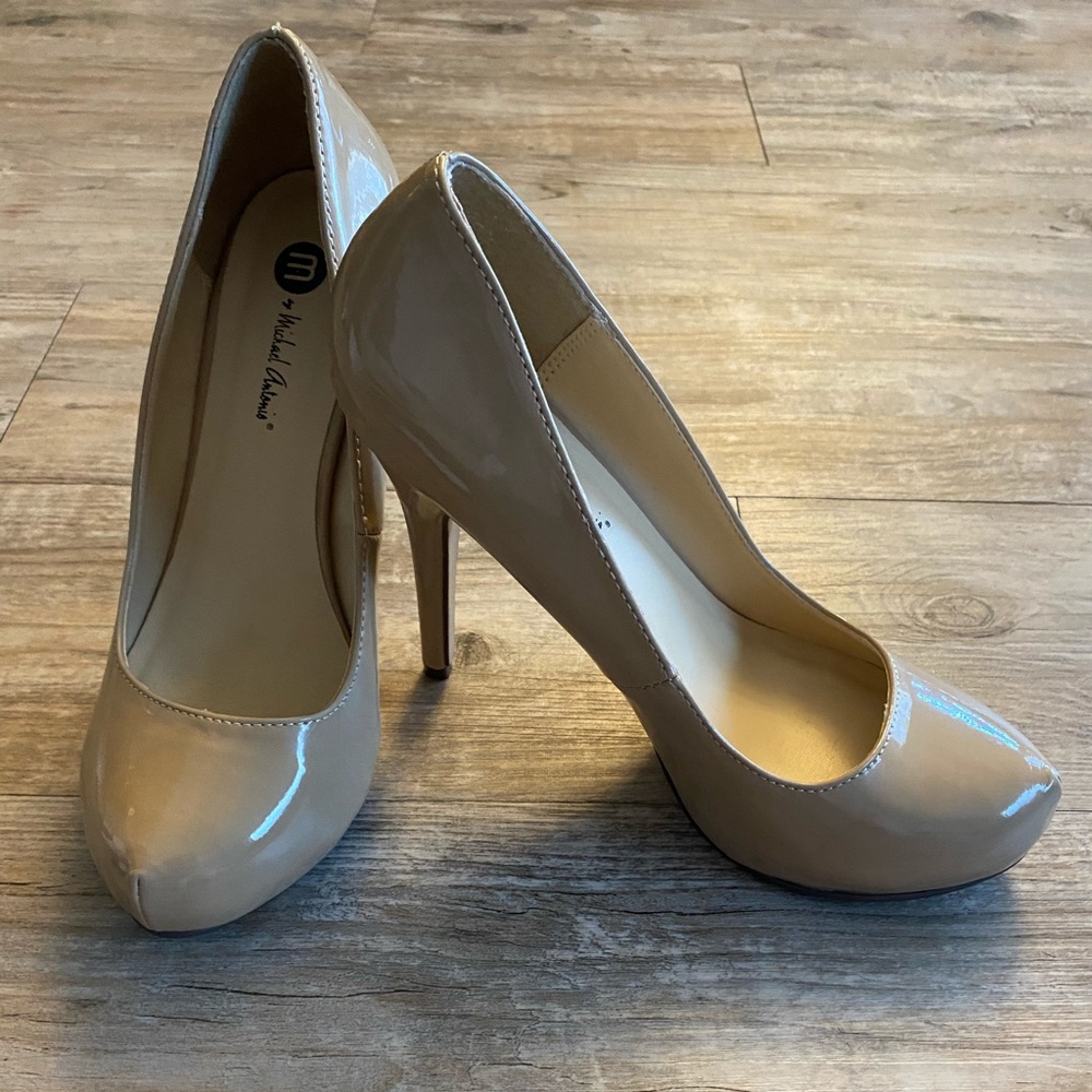 Michael Antonio nude patent heels